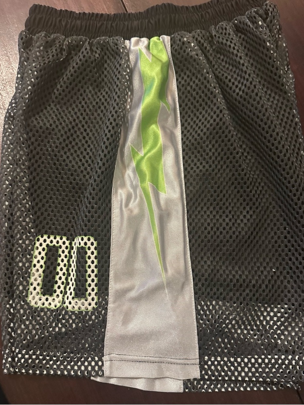 LV Black and Neon Green Jersey & Shorts Set - Picture 6 of 9